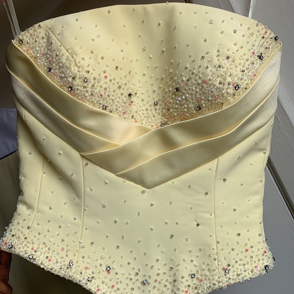 Formal Gown - Picture 3 of 4